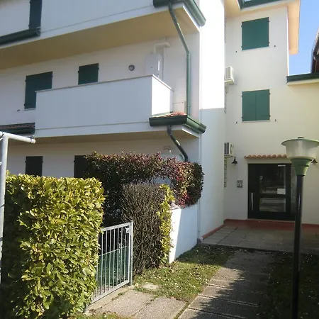 Villaggio Laguna App.to 5 E 38 アパート *