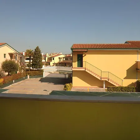 Апартаменты Villaggio Laguna App.to 5 E 38 *